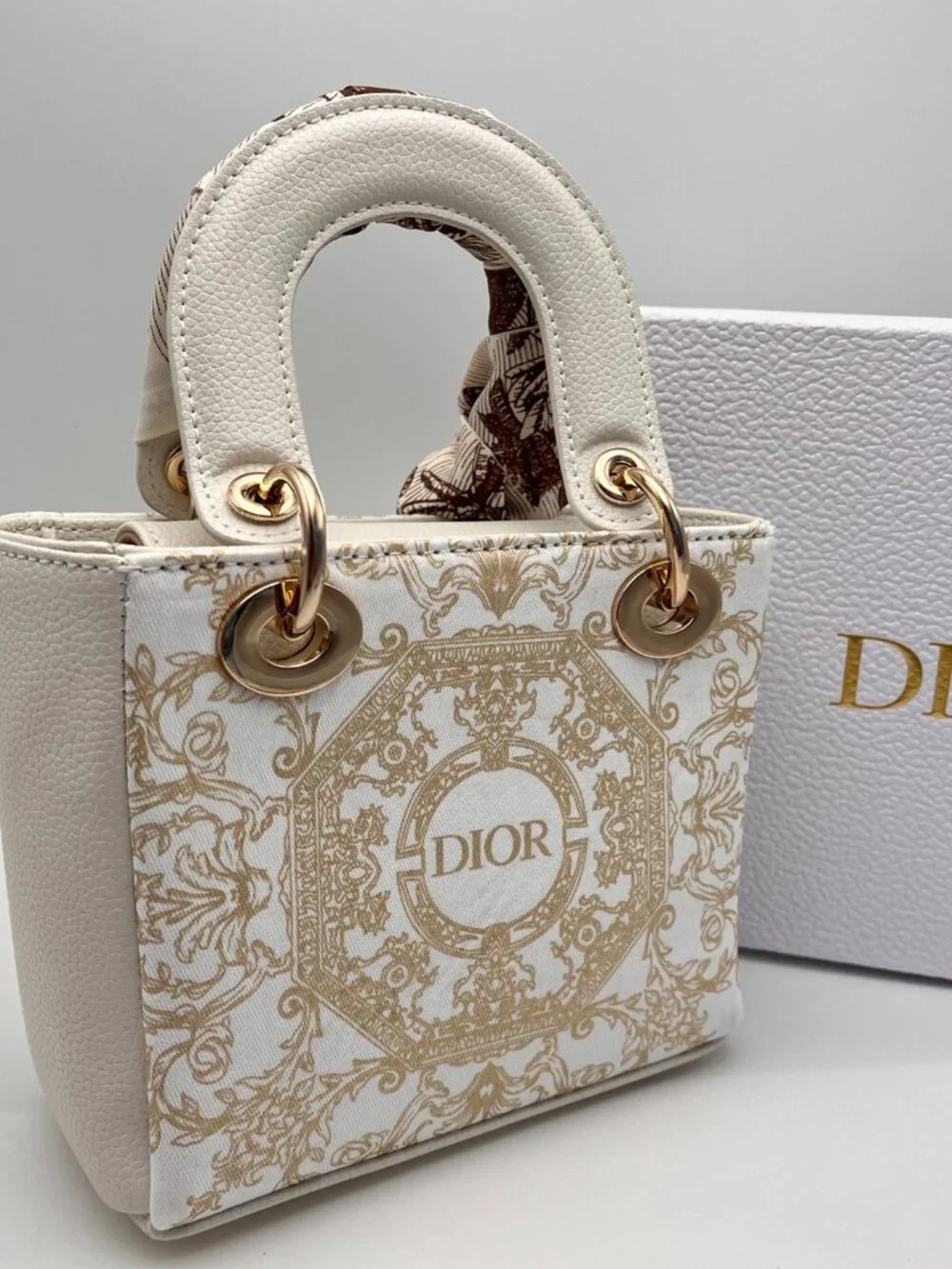 NEW DIOR LIMITED EDITION LADY BAG [GWP] - Picture 2 of 7